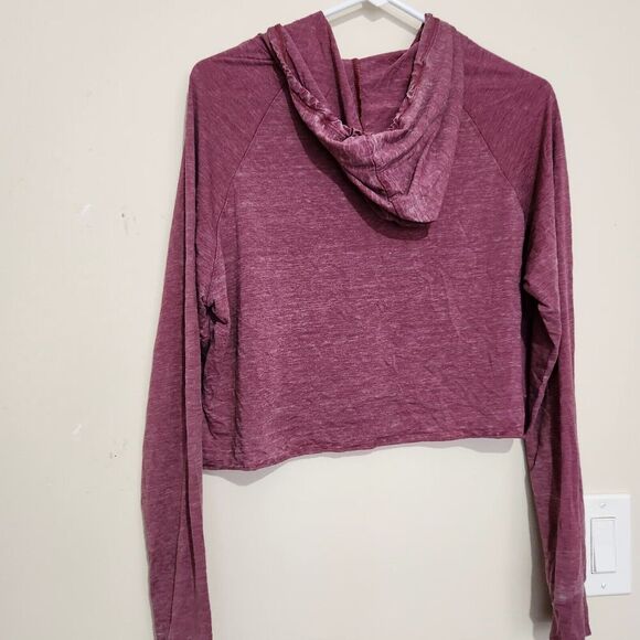 Ever Hottie Cropped  Hoodie Womens In Size Medium Cranberry Color Lightweight - Picture 3 of 10